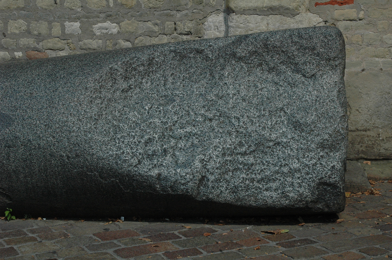 a stone rumored to have been thrown by the devil at the cathedral