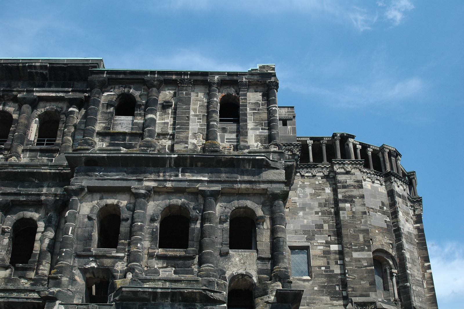 Porta Nigra exterior